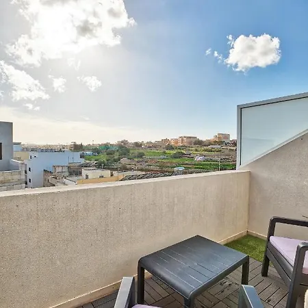 Mc2 - Penthouse With Terrace In Centrally Located! * Msida