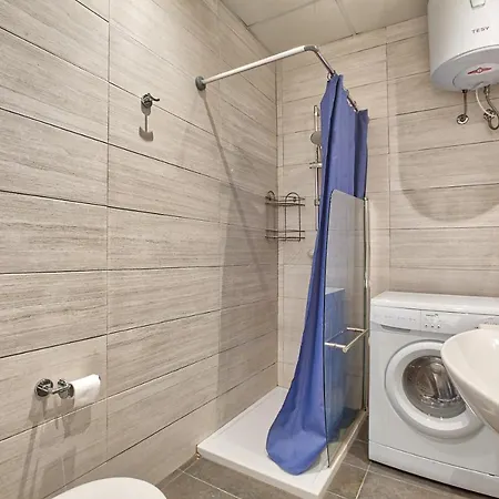 Mc2 - Penthouse With Terrace In Centrally Located!