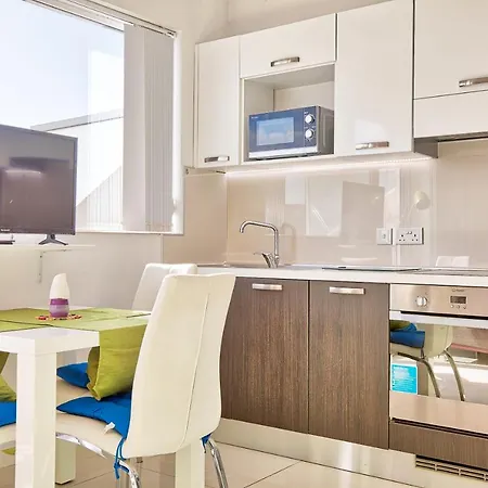 Mc2 - Penthouse With Terrace In Centrally Located! *