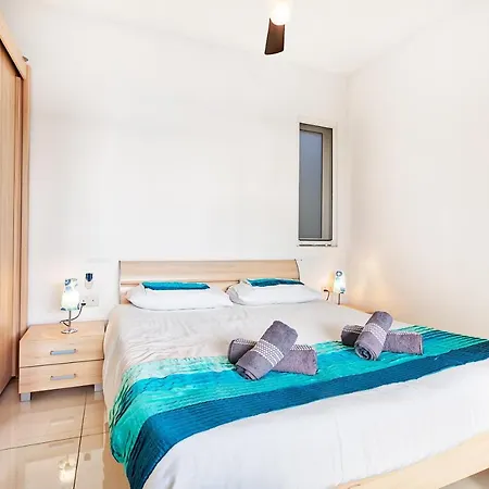 Mc2 - Penthouse With Terrace In Centrally Located! Lägenhet Msida